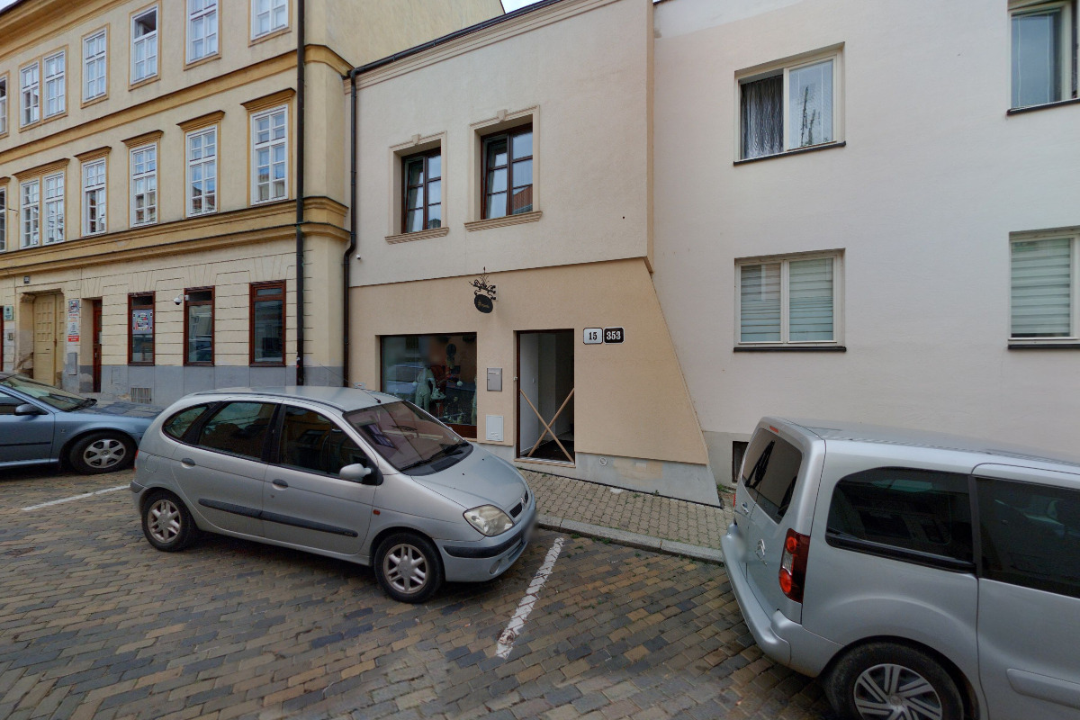 Marie Kučerová - dámské krejčovství foto 2