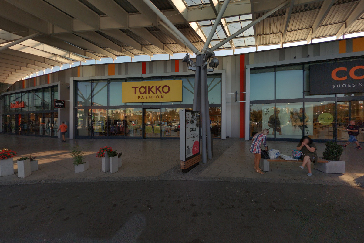 TAKKO FASHION foto 4