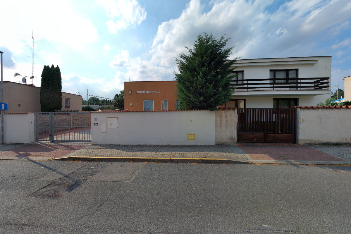 LB dental clinic s.r.o.