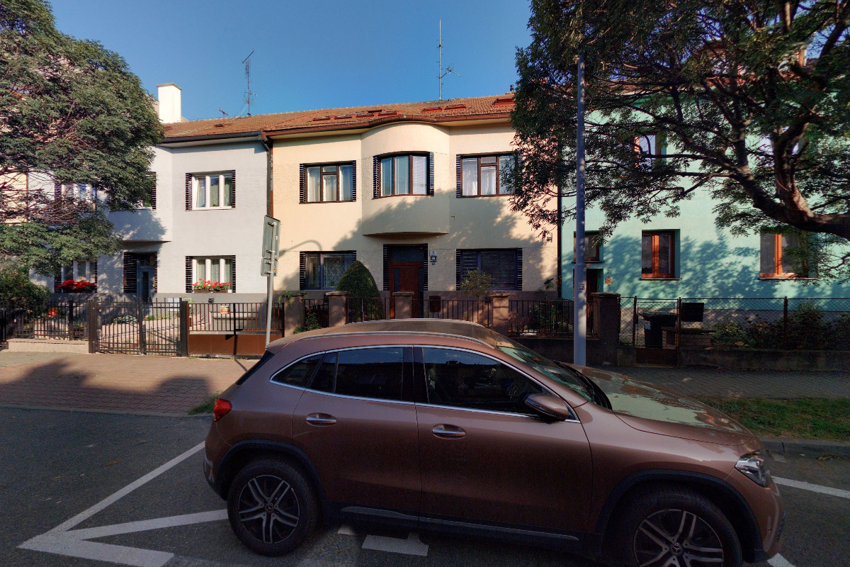 Mgr. Robert Cholenský, advokát foto 2