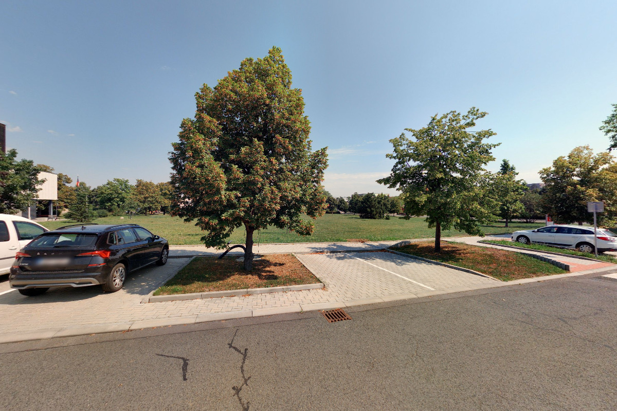 Nabíjecí stanice ČEZ foto 2