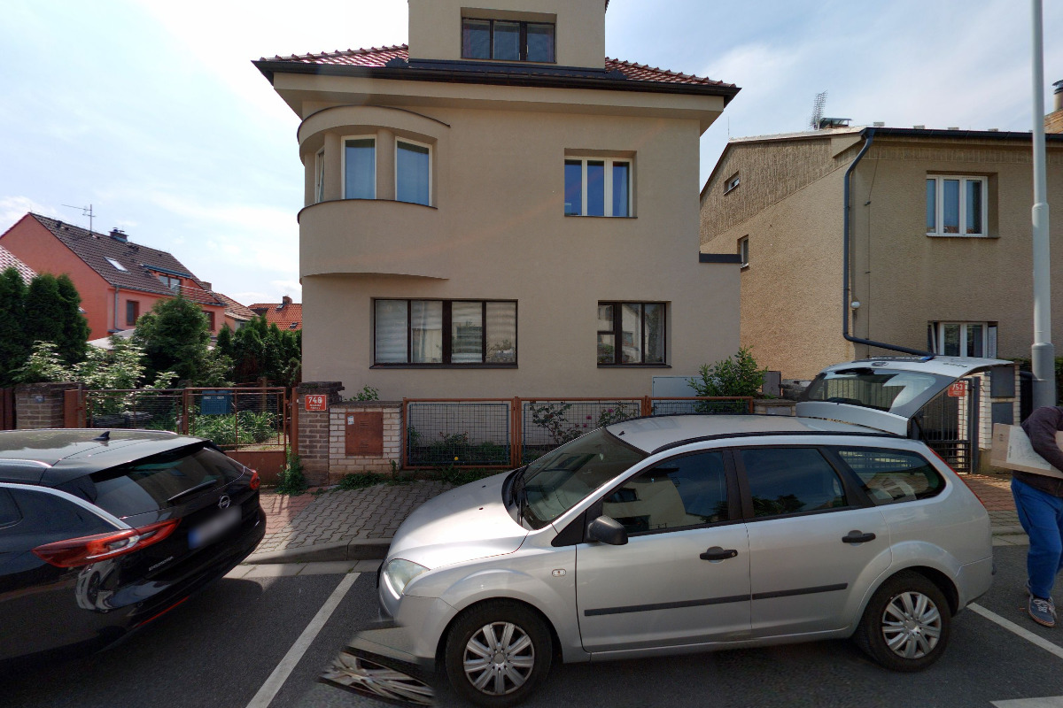 Znalec v oboru zdravotnictví J. Bazika