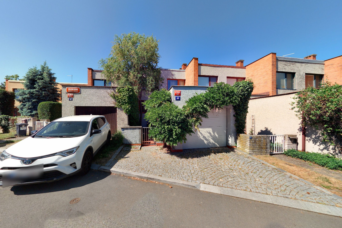 PhDr. Helena Javůrková