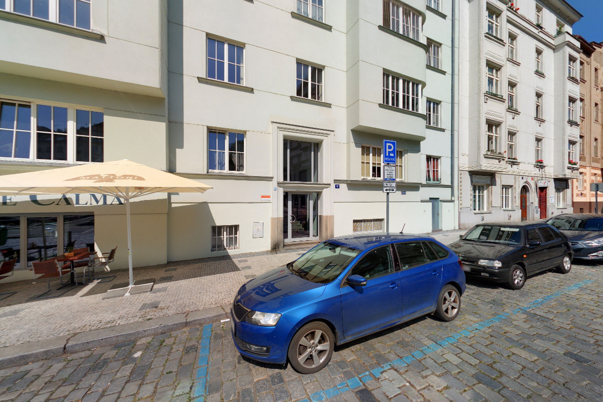 Psychoterapeutické centrum Lávka - Jan Honzík, PhD.