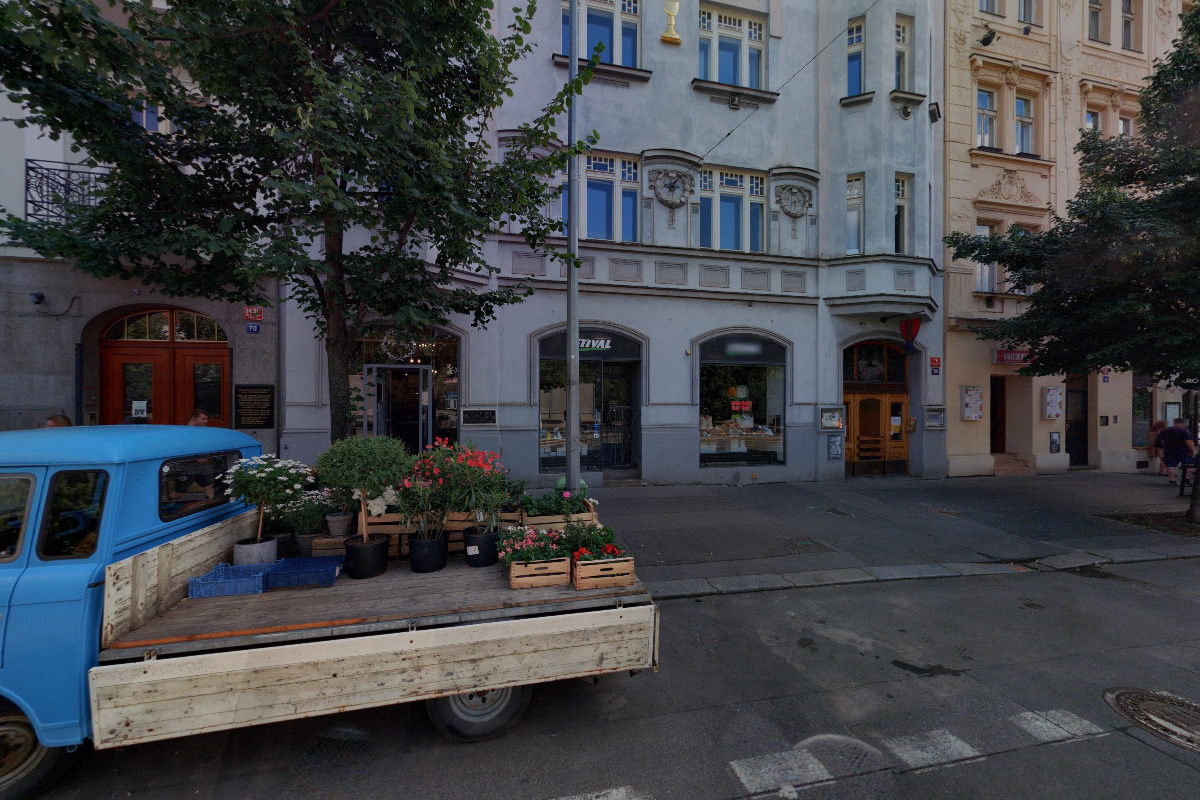 Sbor Bratrské jednoty baptistů v Praze 3 foto 5