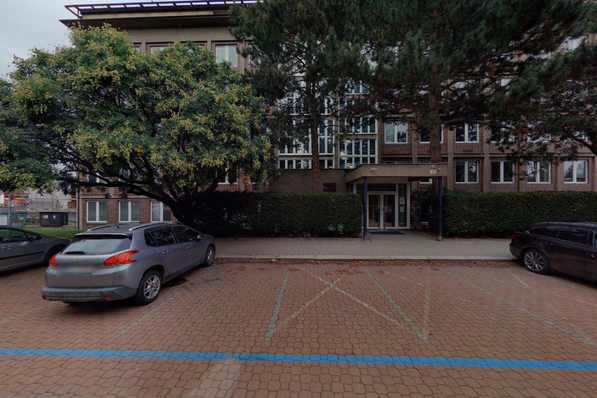 Ústav fyziky materiálů AV ČR, v.v.i.