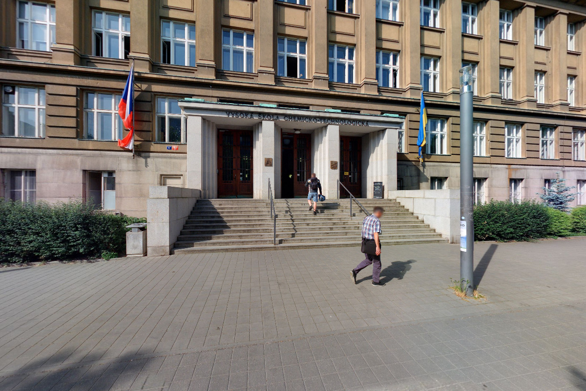 Ústav matematiky, informatiky a kybernetiky Fakulty chemicko-inženýrské