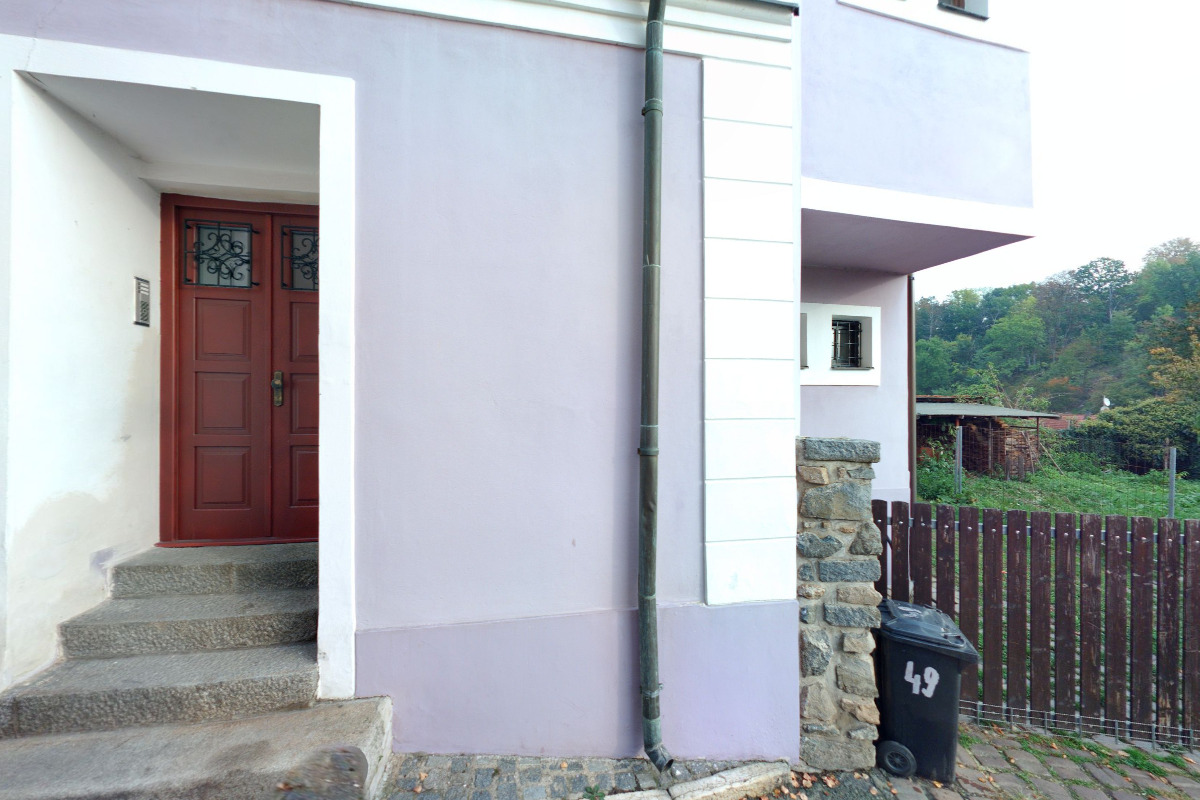 Smíšené zboží náměstí Jiřího z Poděbrad 49