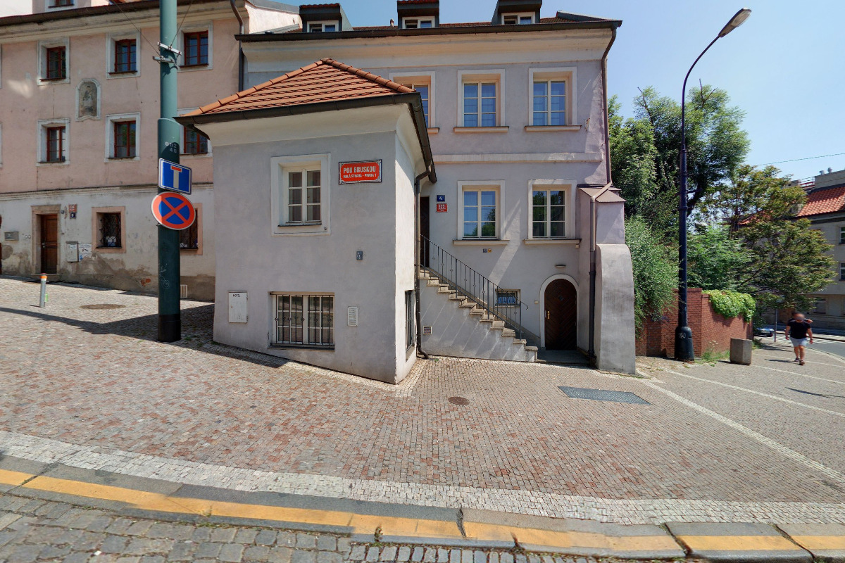 Romantický azyl pod Hradem