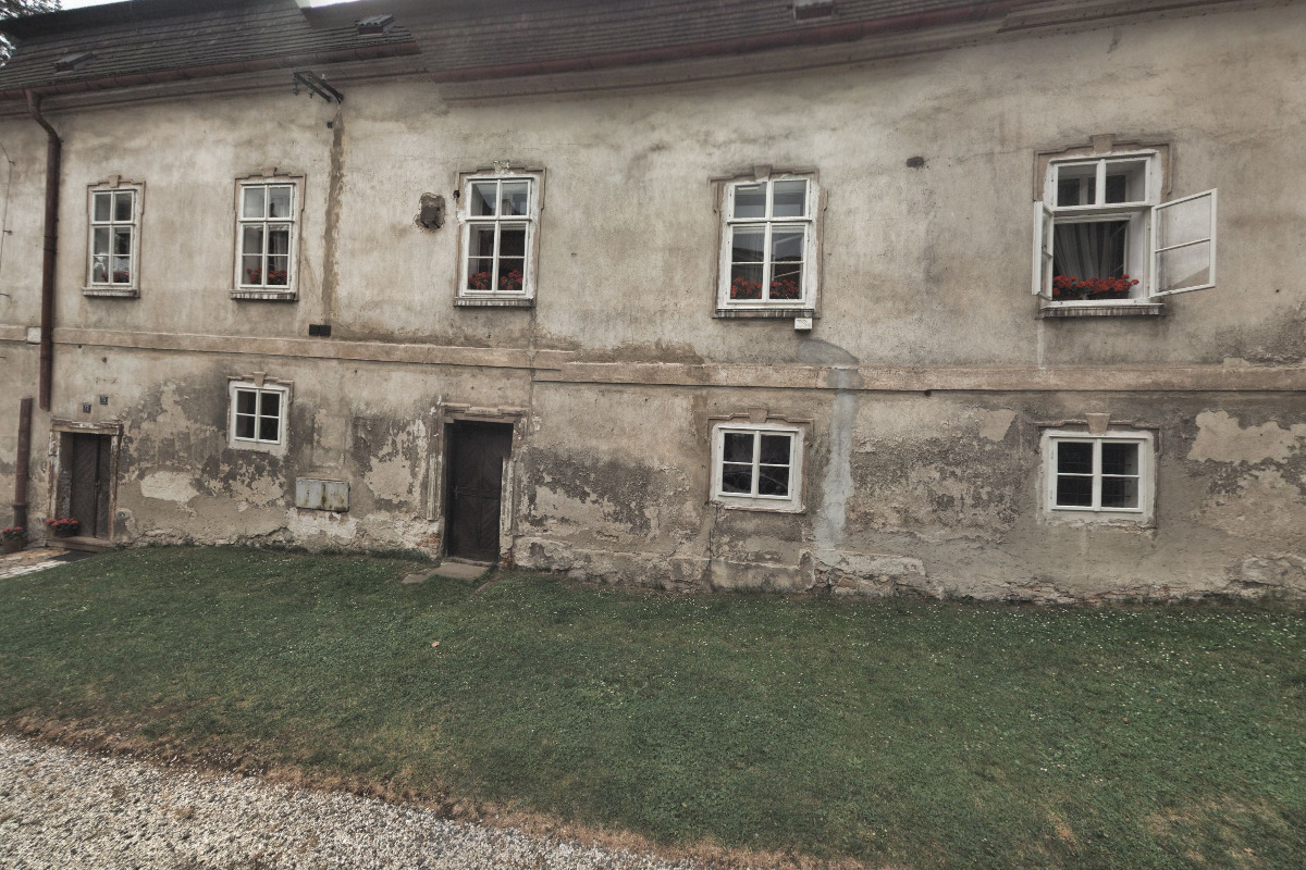 Junák – český skaut, středisko Fr. Konáše Benešov, z. s. - klubovna