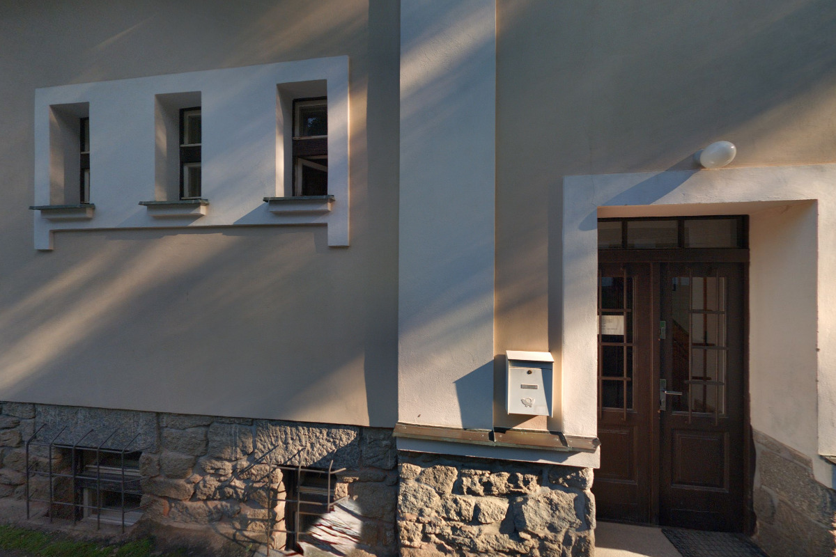 Česká správa nemovitostí, investiční a dřevařská, k.s.