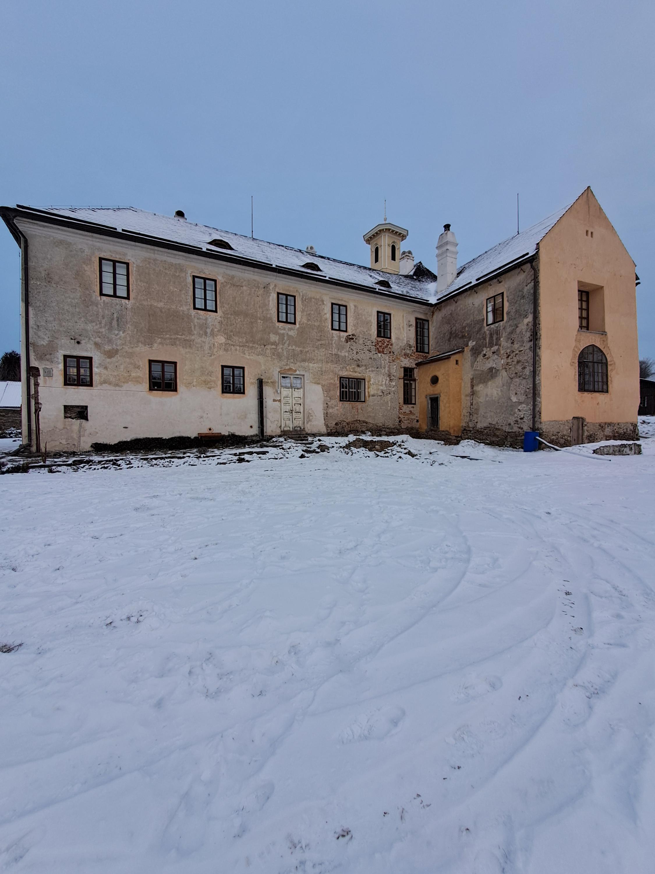 Ubytování Zámek Nemilkov foto 2