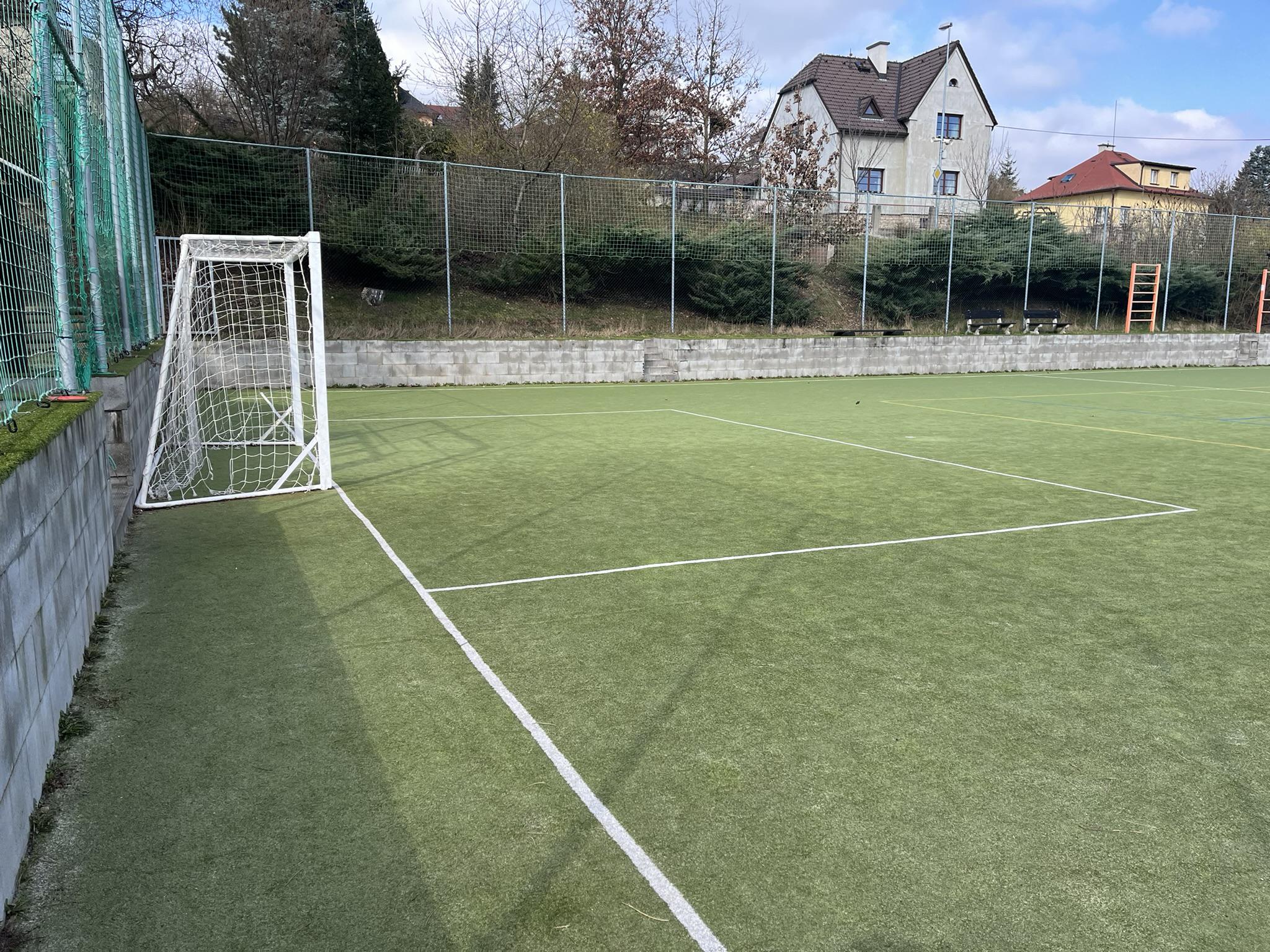 Víceúčelové hřiště Na Výsluní foto 2