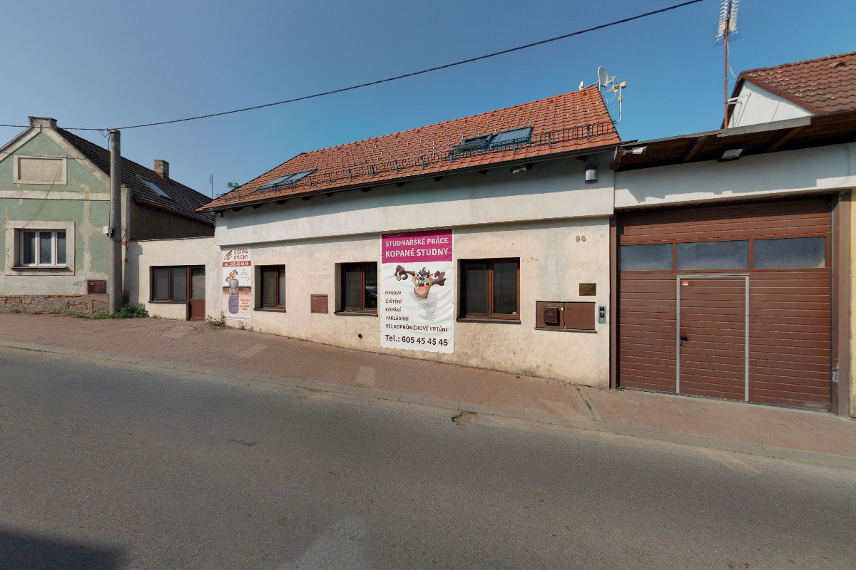 Jan Kokštein - čištění povrchů foto 1