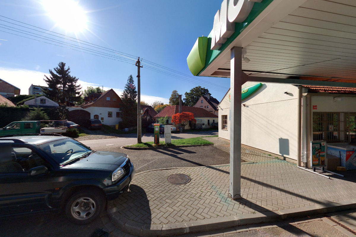 Nabíjecí stanice ČEZ foto 2