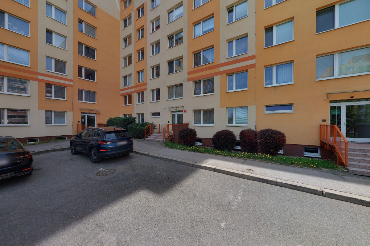 Půjčovna pánských obleků - Romana Krutilová foto 5