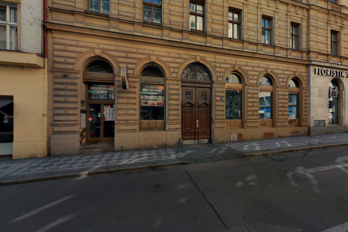 Exotic Tropical Restaurant & Bar