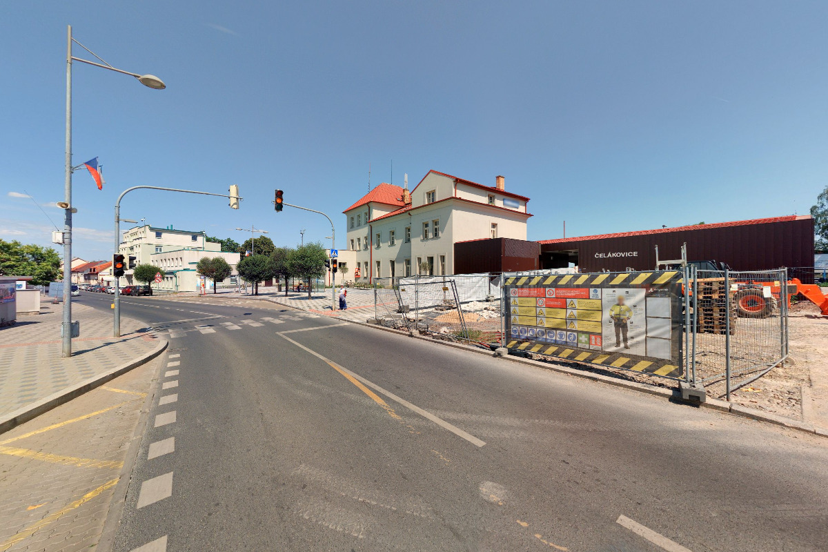 Autojeřáby Tomeček