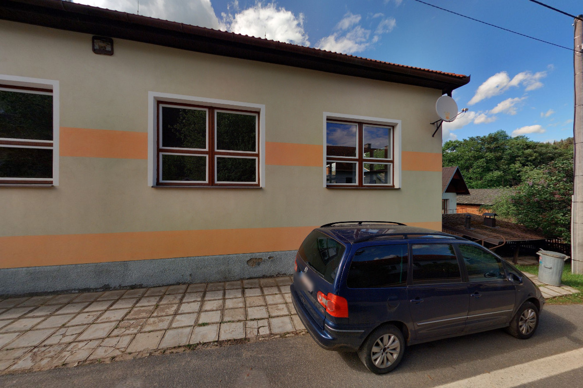 Strachujov - obecní úřad