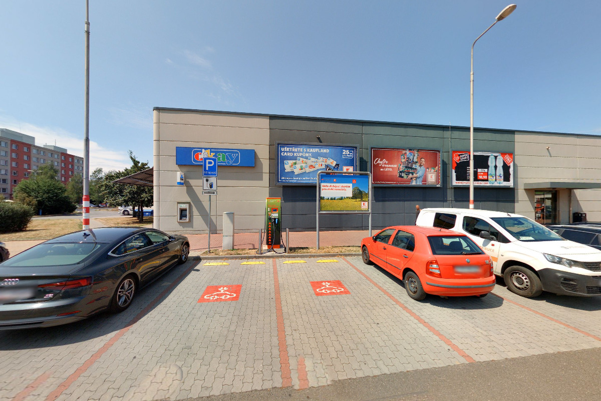 Nabíjecí stanice ČEZ