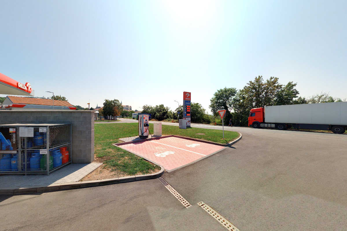 Dobíjecí stanice E.ON Drive