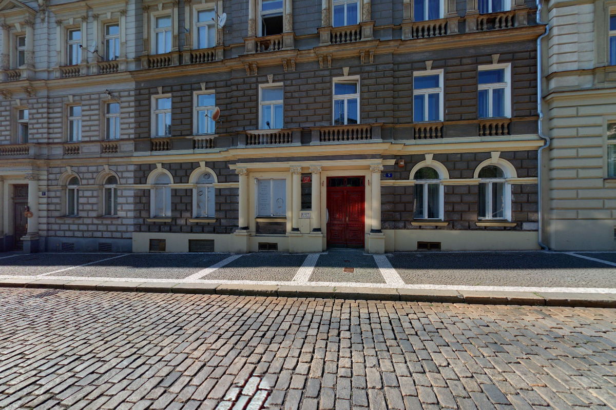 Kosmetická škola Evolution Beauty Institute foto 6