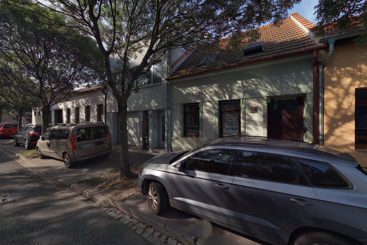 Reality Pod čepicí s.r.o.