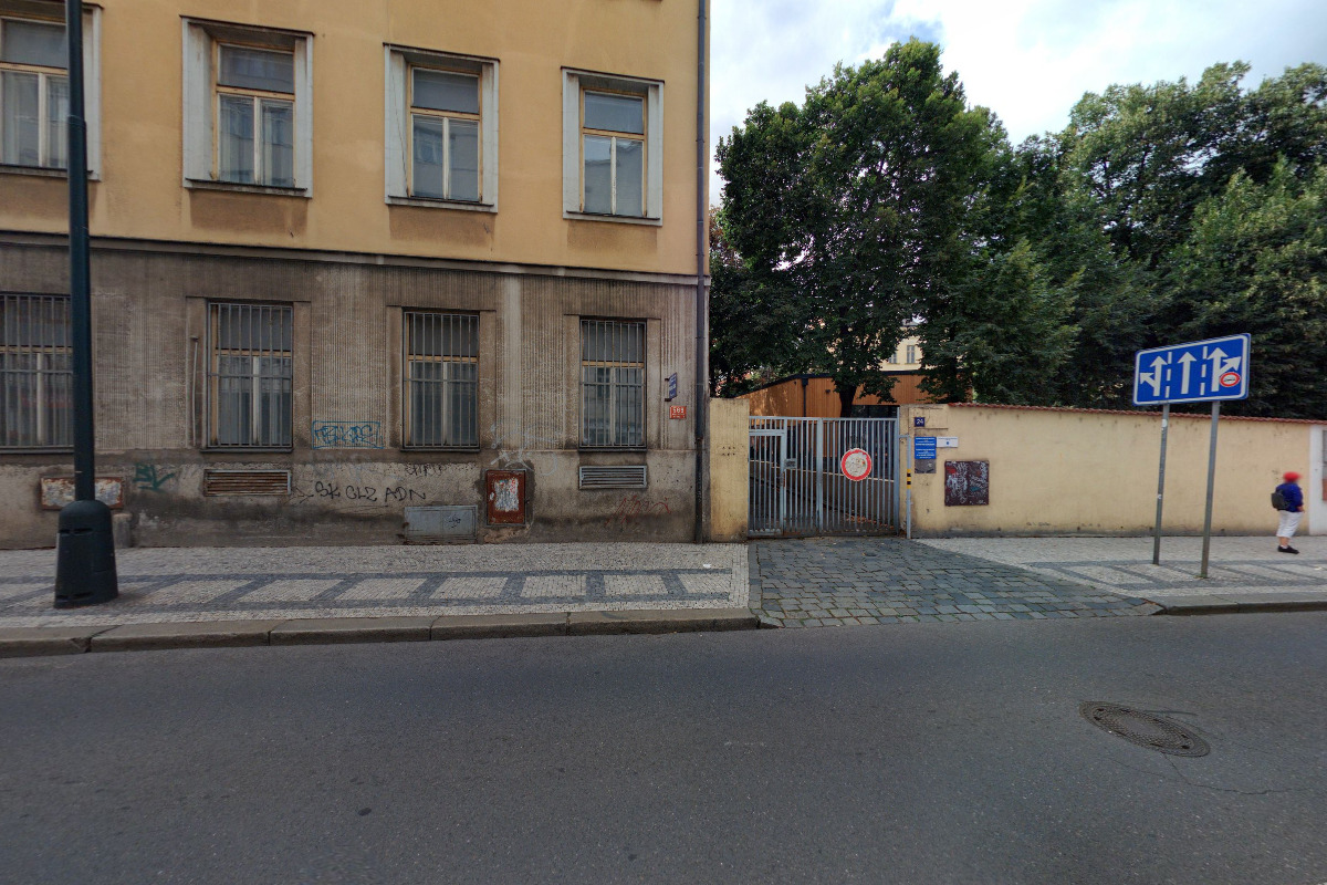 Foniatrická klinika VFN a 1. LF UK foto 5