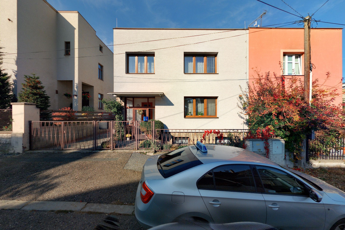 Autoškola Ivana Kulhavá