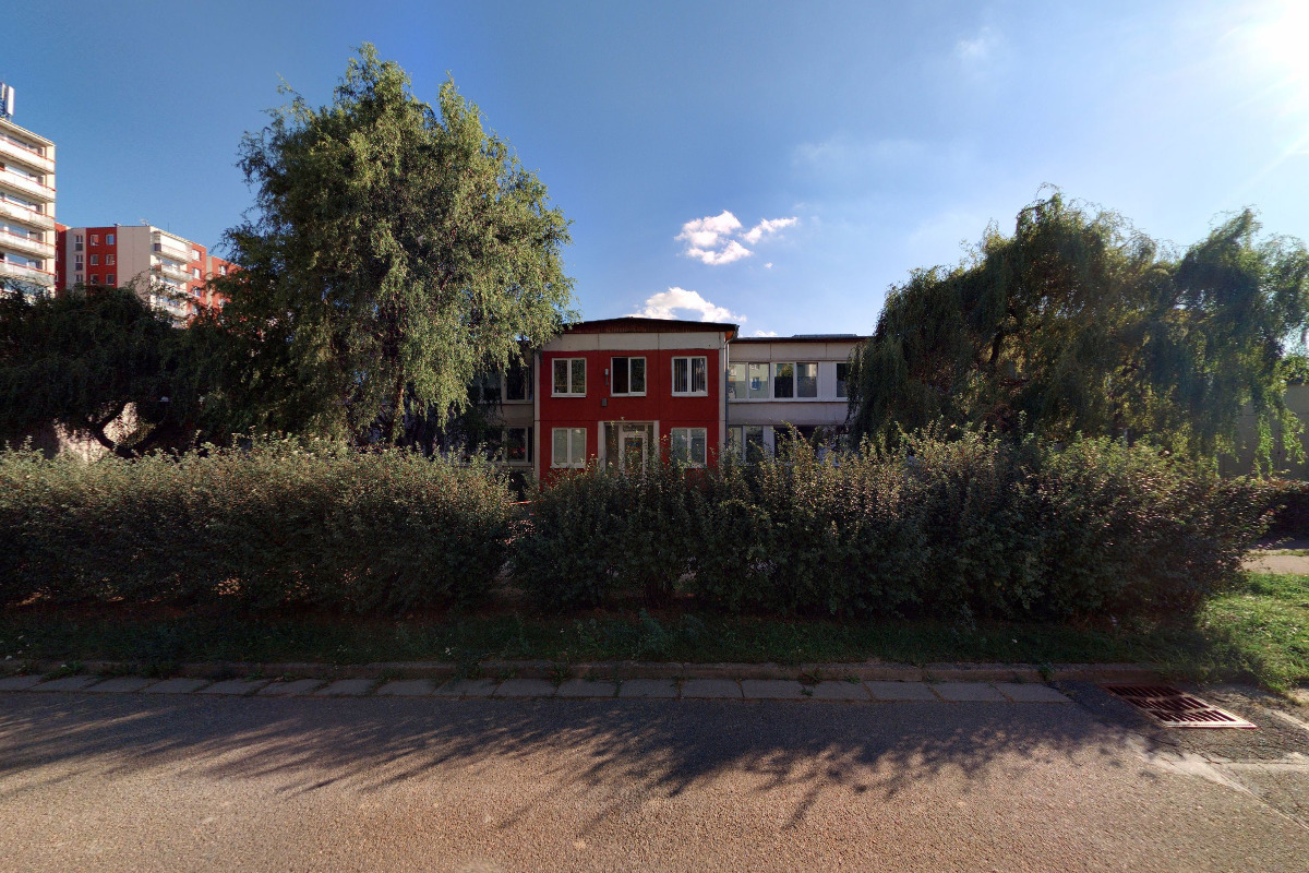 Středisko výchovné péče HELP ME, z. s.