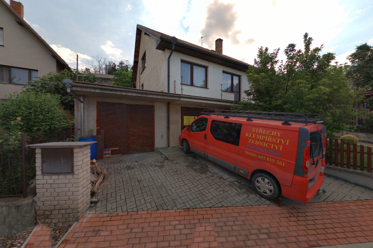 STŘECHY - Pokorný Petr