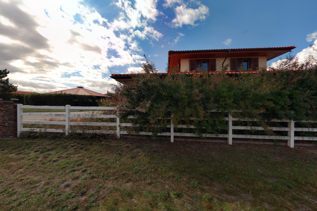 LOWE Obořiště s.r.o.