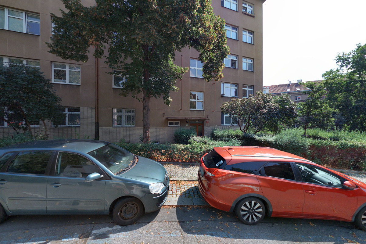 JUDr. Renata Kvasnicová-SANDY