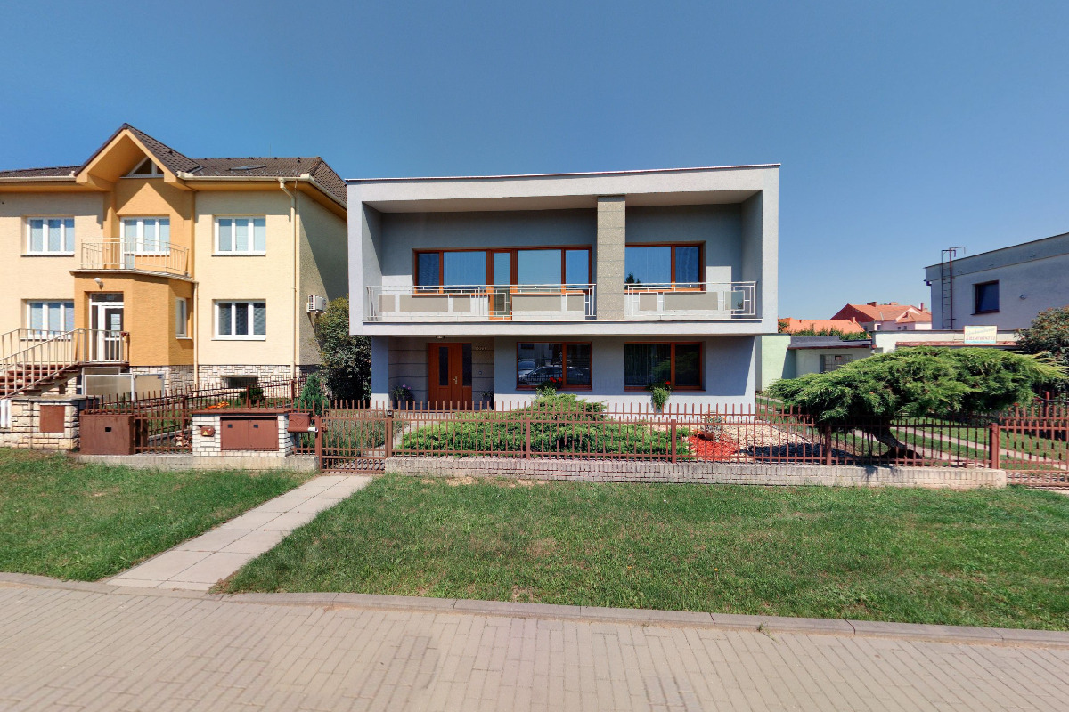 Zakázkové krejčovství - Anna Presová foto 2