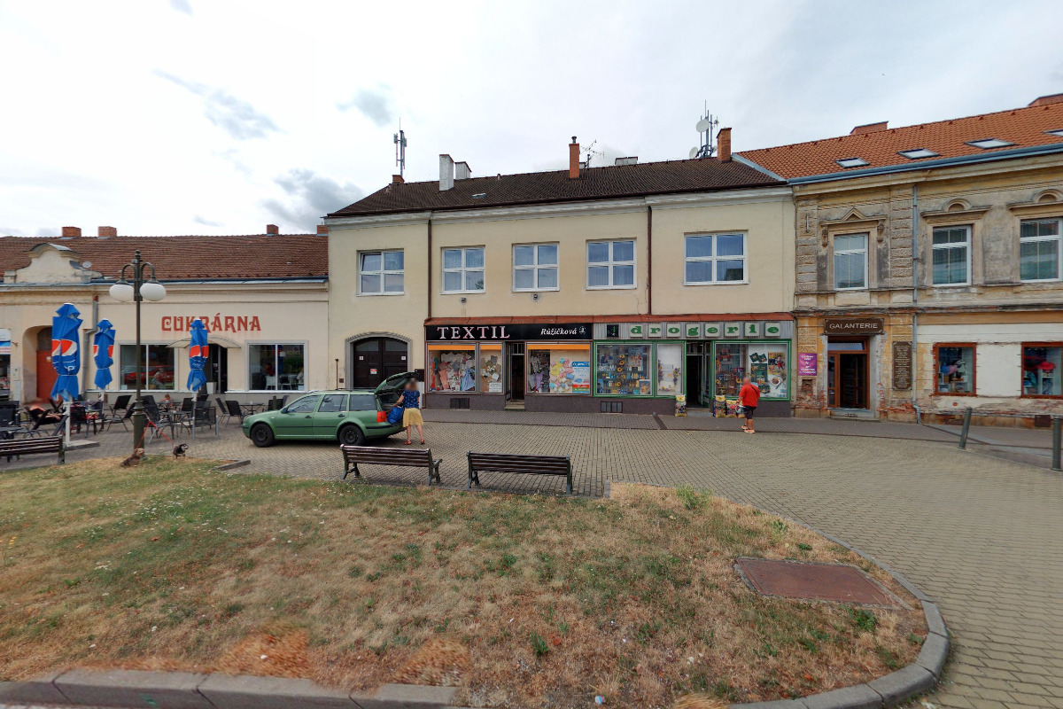 Čistírna peří Mareš