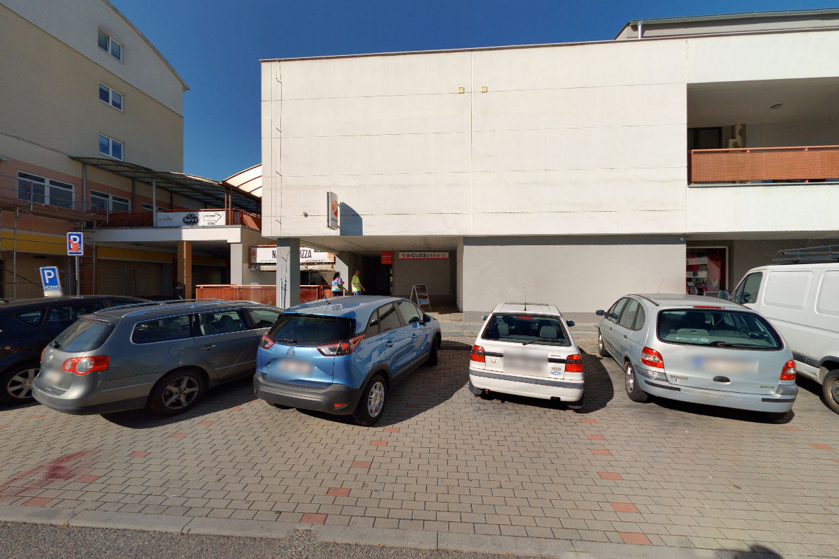 Bankomat UniCredit Bank Czech Republic