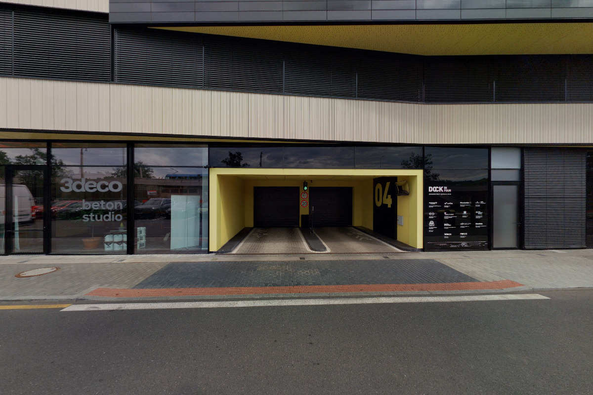 Flowers International, s.r.o.