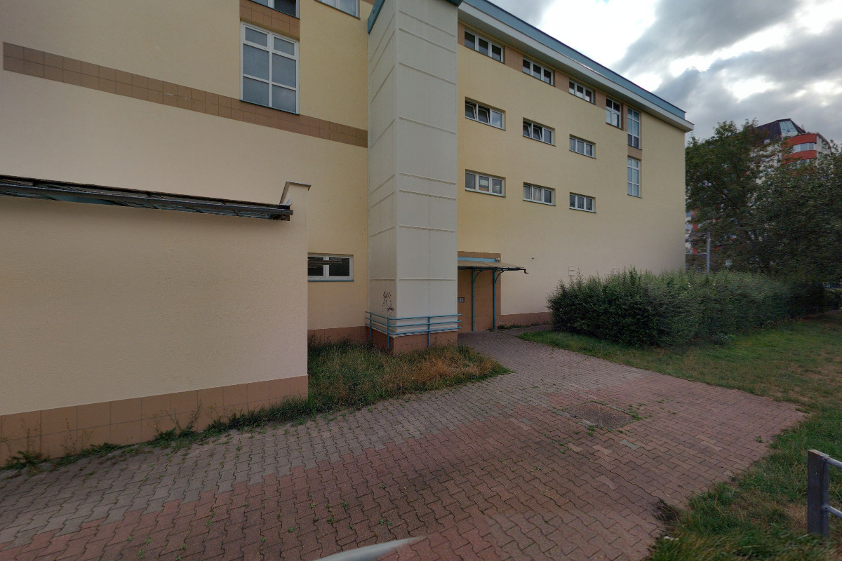 Parkoviště u obchodního centra Atrium