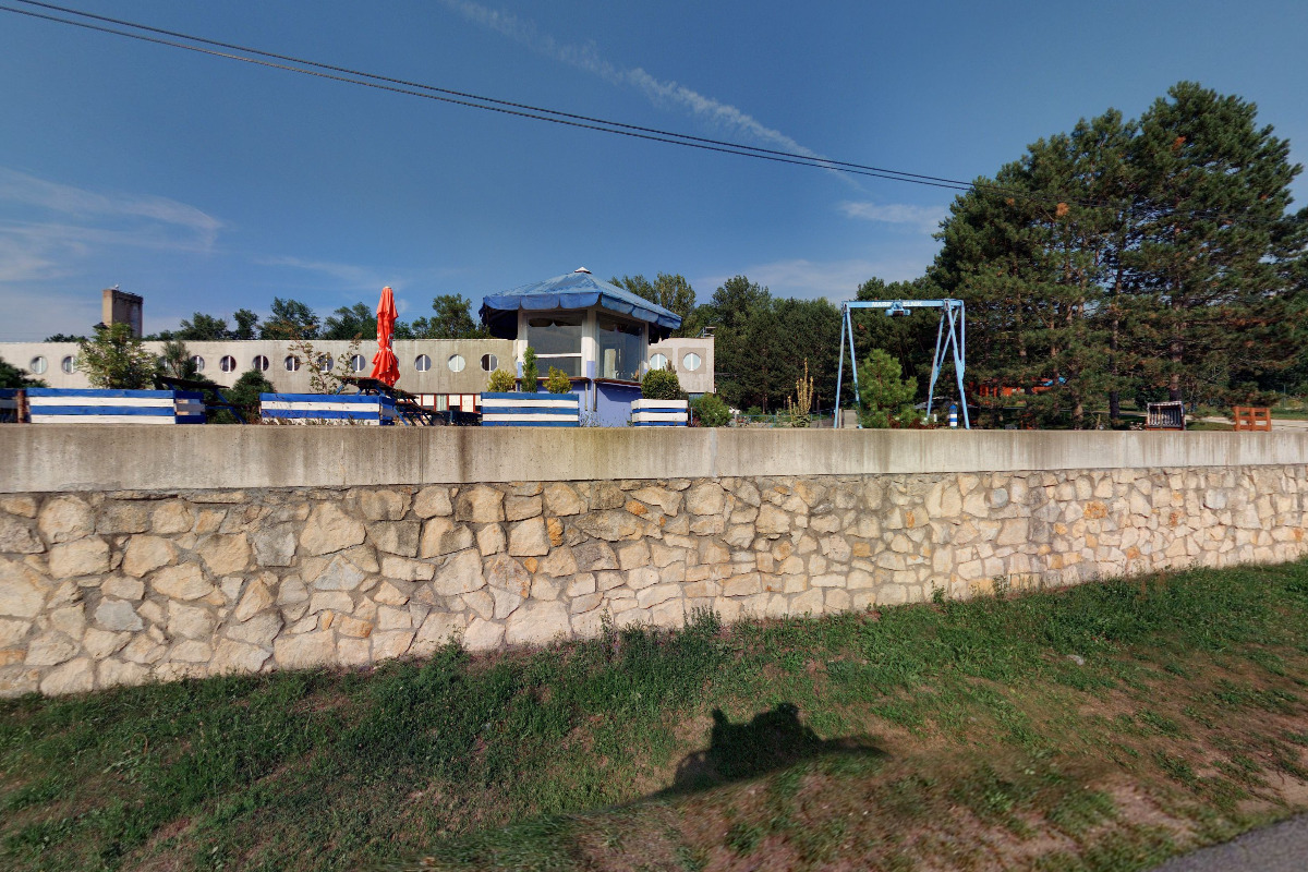 MAJÁK Mělník foto 2