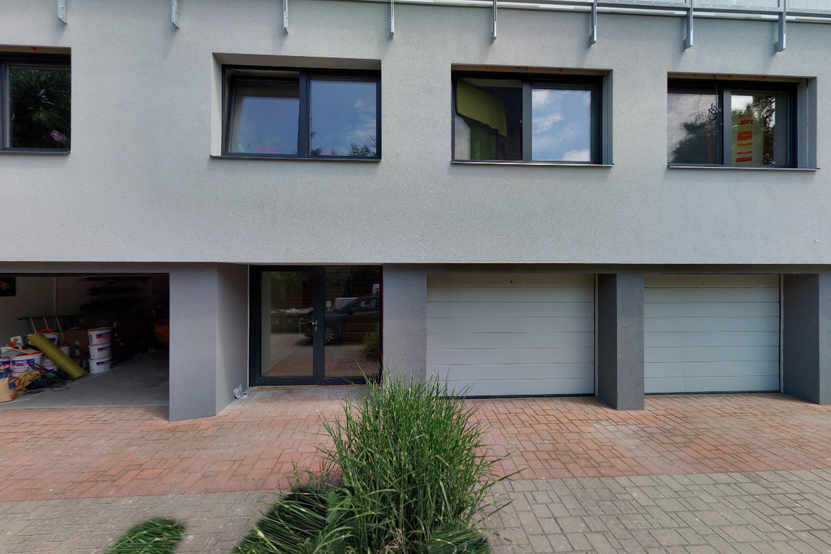 Presstigecom Media s.r.o.  - QARA s.r.o.