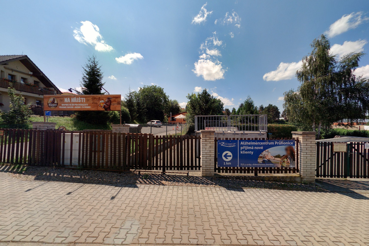 Občerstvení Spartak Průhonice foto 3