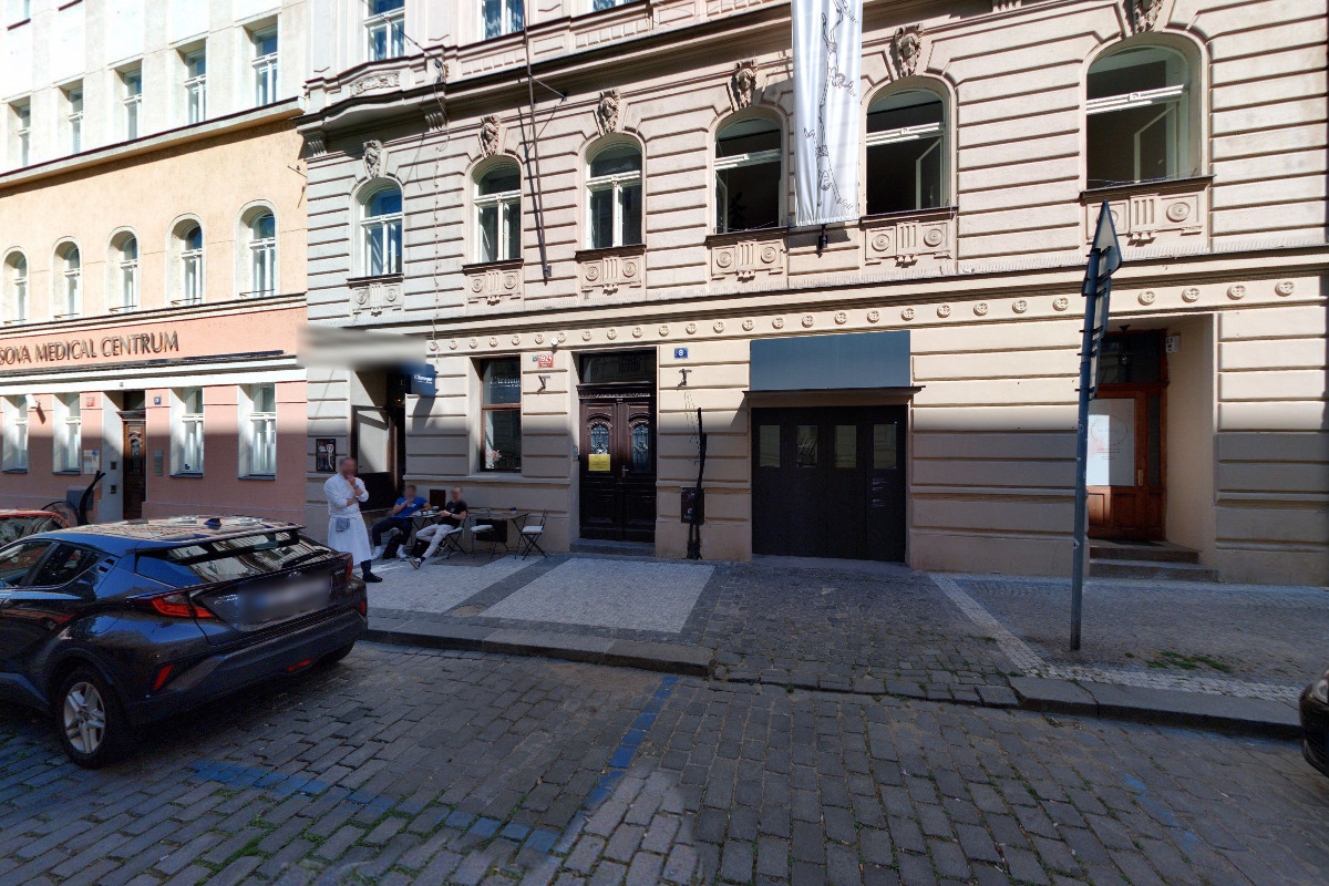 Pštros Grill foto 1