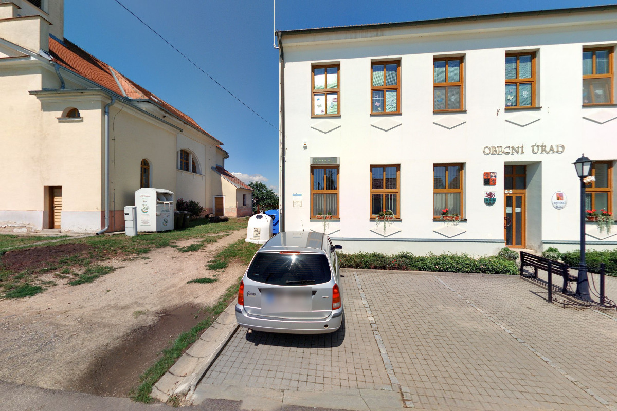 Veřejná knihovna Pravice