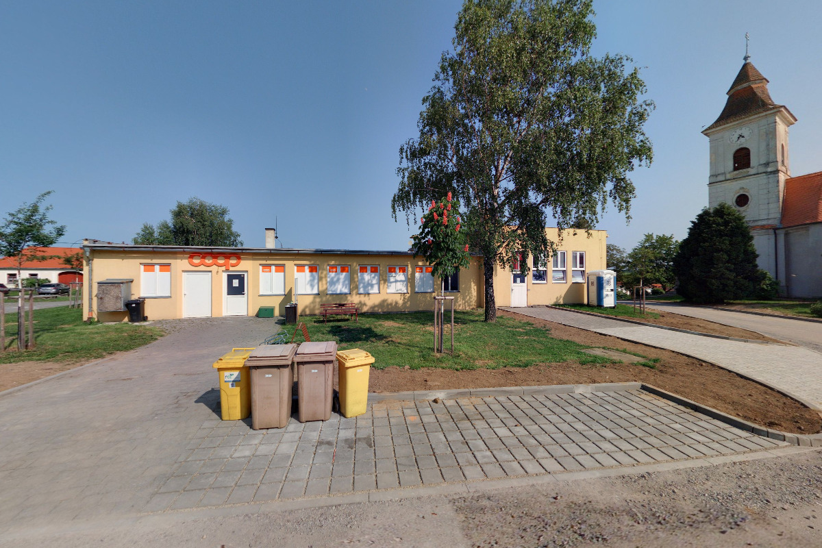 JEDNOTA, spotřební družstvo, Moravský Krumlov – COOP