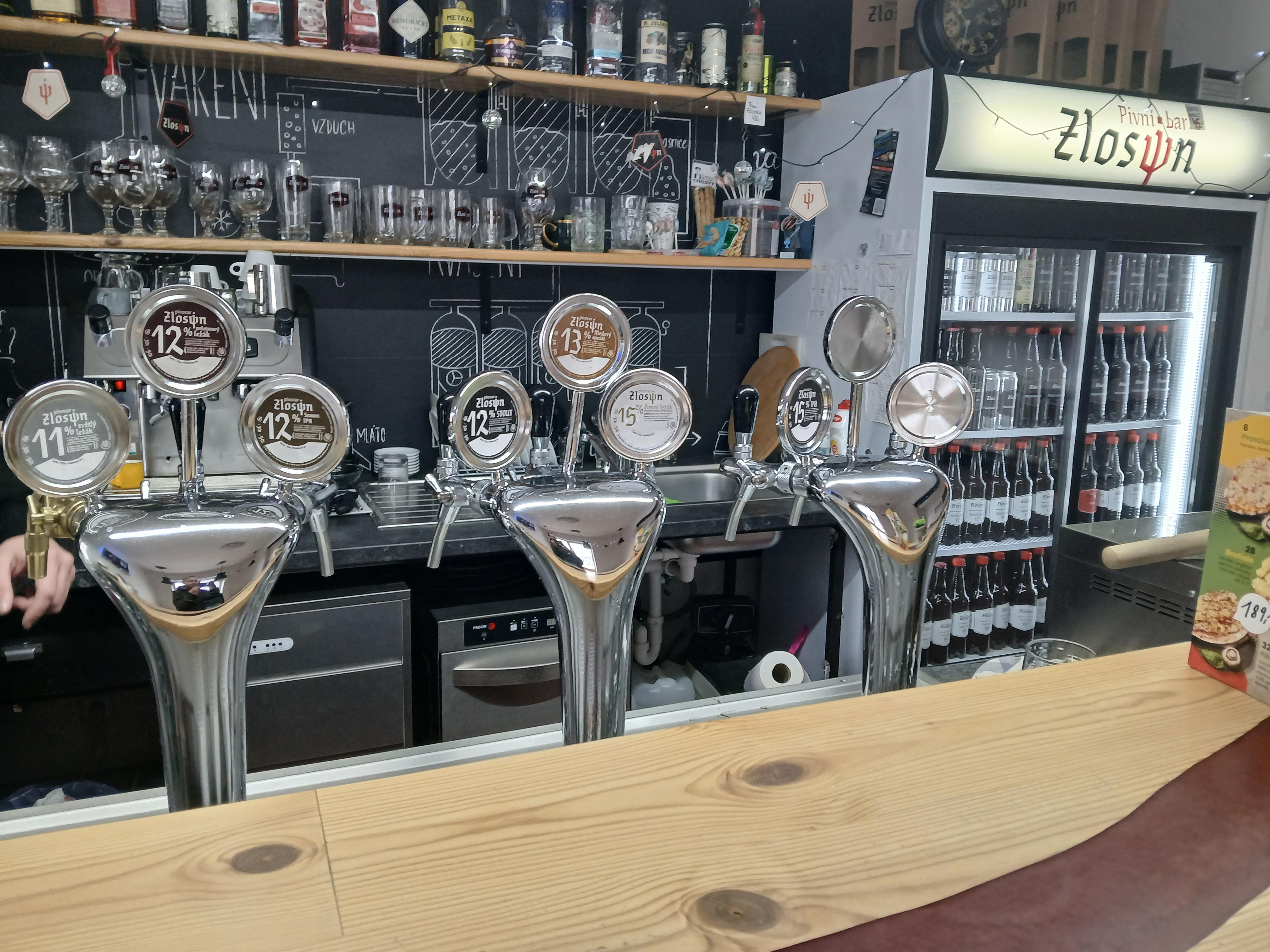 Pivní bar ZLOSIN foto 4