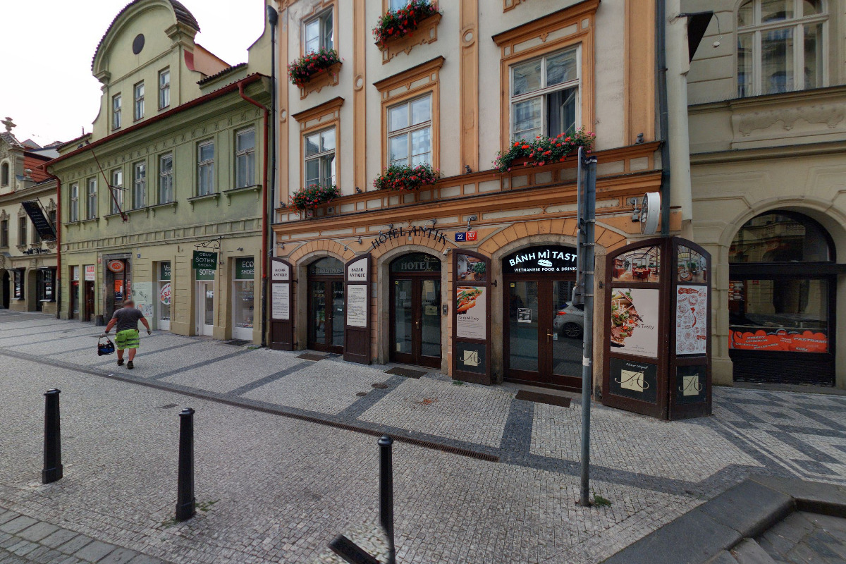 Starožitnosti Konečný foto 2