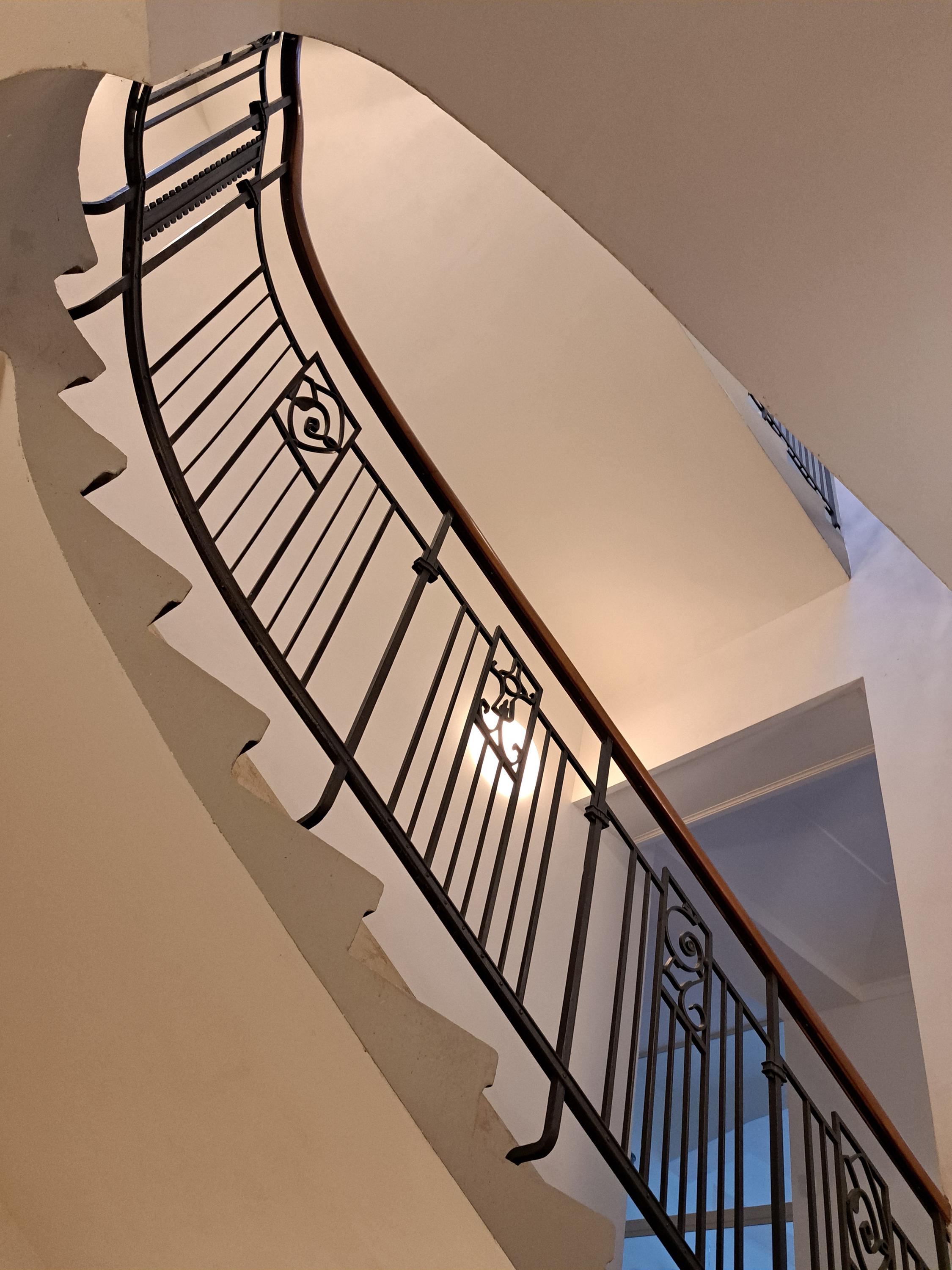 Galerie moderního umění v Hradci Králové foto 3