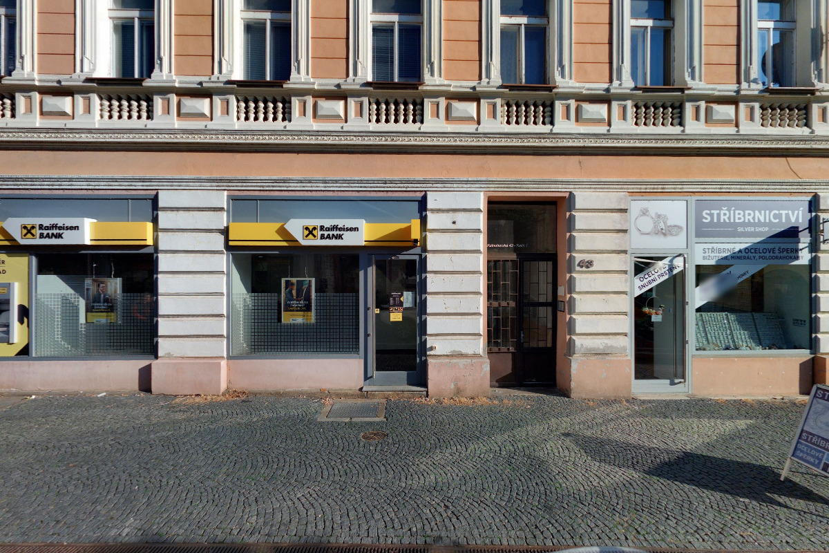 Raiffeisenbank - bankomat foto 4