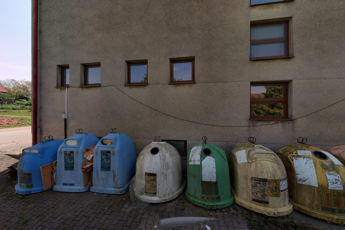 Pustina - obecní úřad foto 3