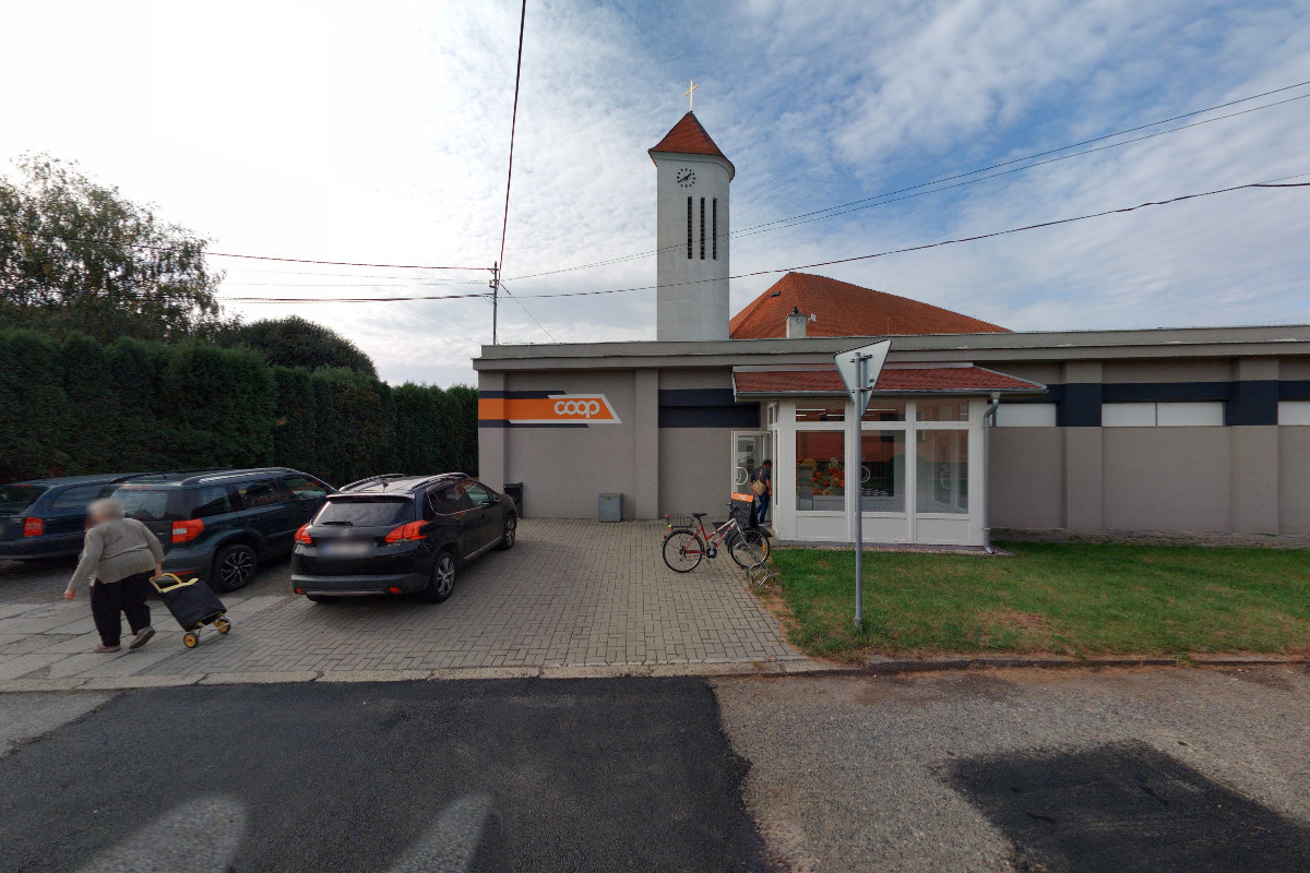Jednota, spotřební družstvo v Hodoníně - COOP foto 4